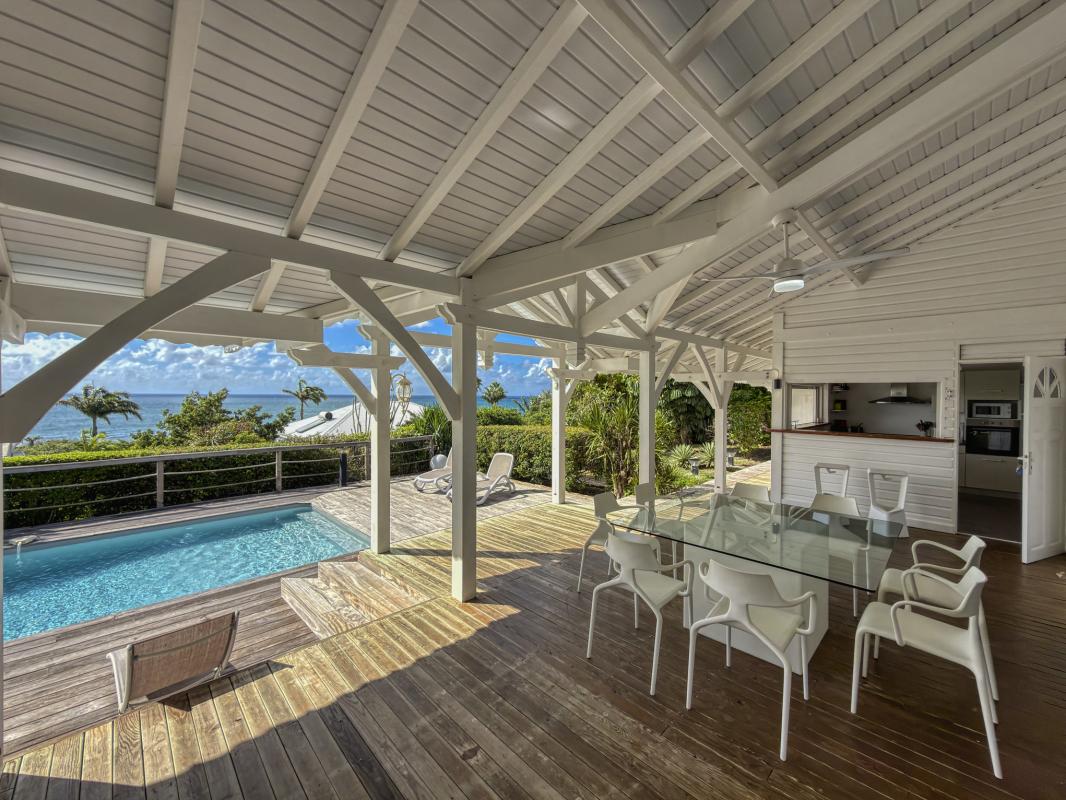 9.Location Villa piscine vue mer Sainte Anne Guadeloupe_Terrasse vue mer